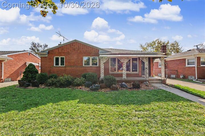 Property Photo:  3803 Steiner Street  MI 48183 
