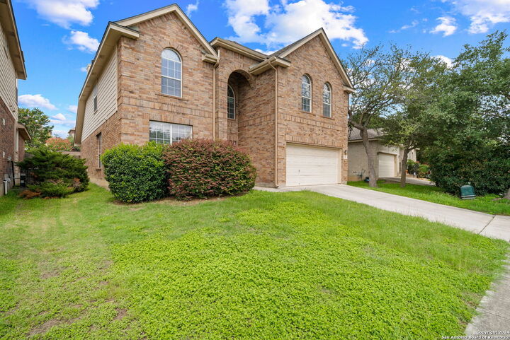 Property Photo: 25811 Copperas Ln TX 78260