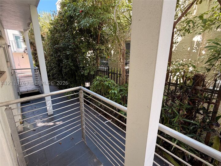 Property Photo: 1510 Drexel Ave 2 FL 33139