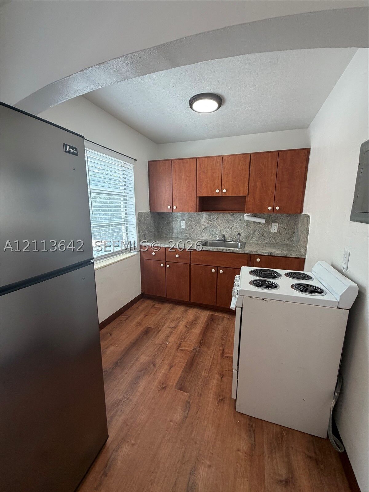 Property Photo:  16 Santillane Ave 4  FL 33134 