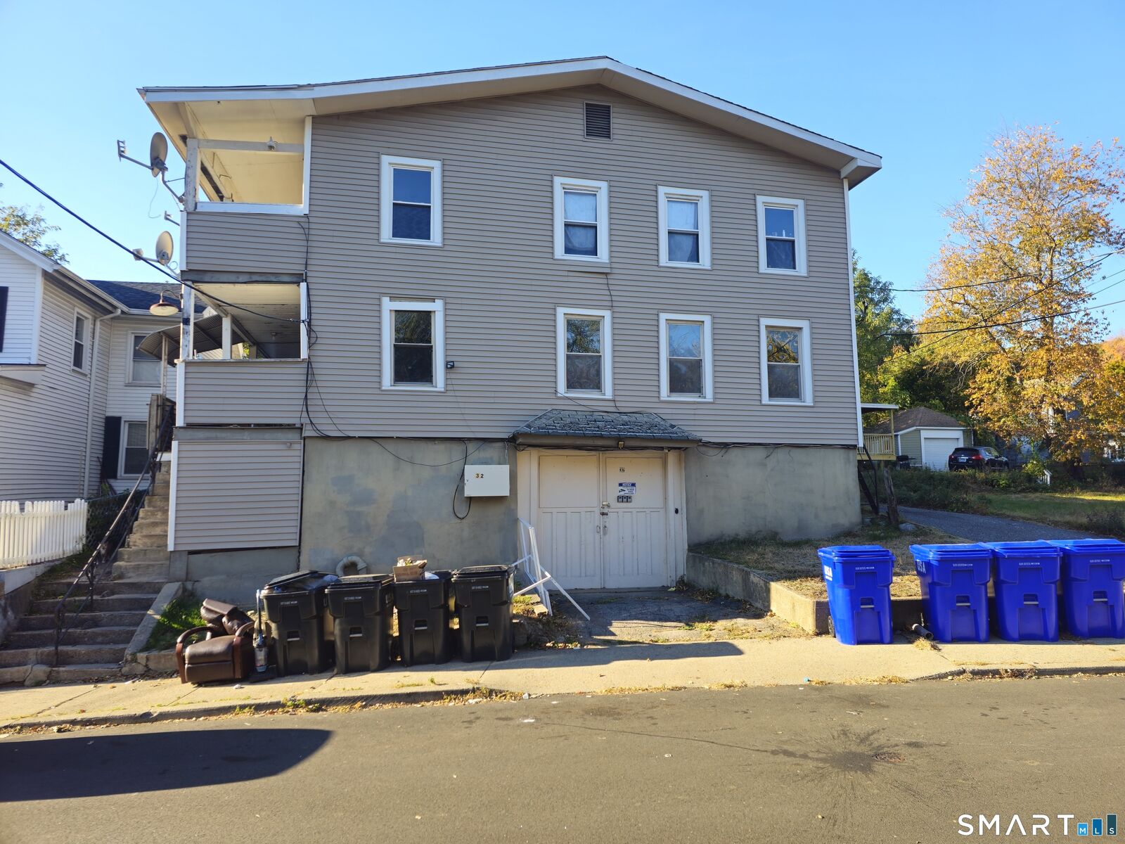 Property Photo:  32 Greenwood Street 4  CT 06770 