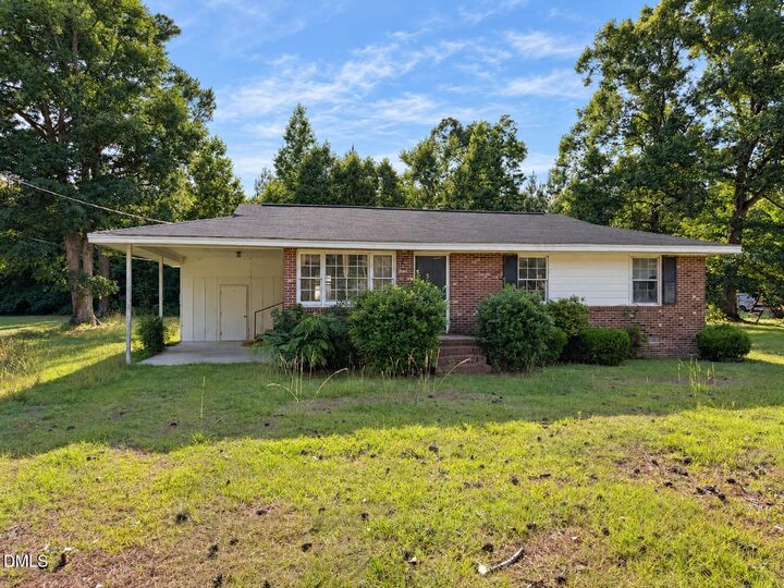 Property Photo: 4216 Larkspur Road NC 27893