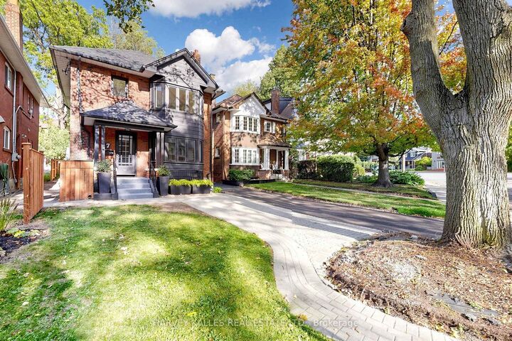 Property Photo: 7 Tullis Drive Lower ON M4S 2E2