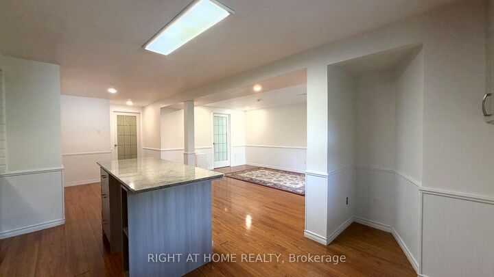 Property Photo:  423 Crossland Gate Basement  ON L3X 1B9 