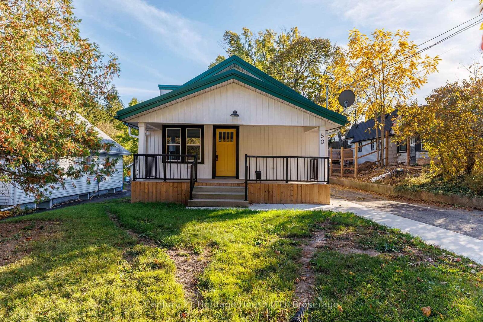 Property Photo: 50 Murray Street ON L2A 2A4