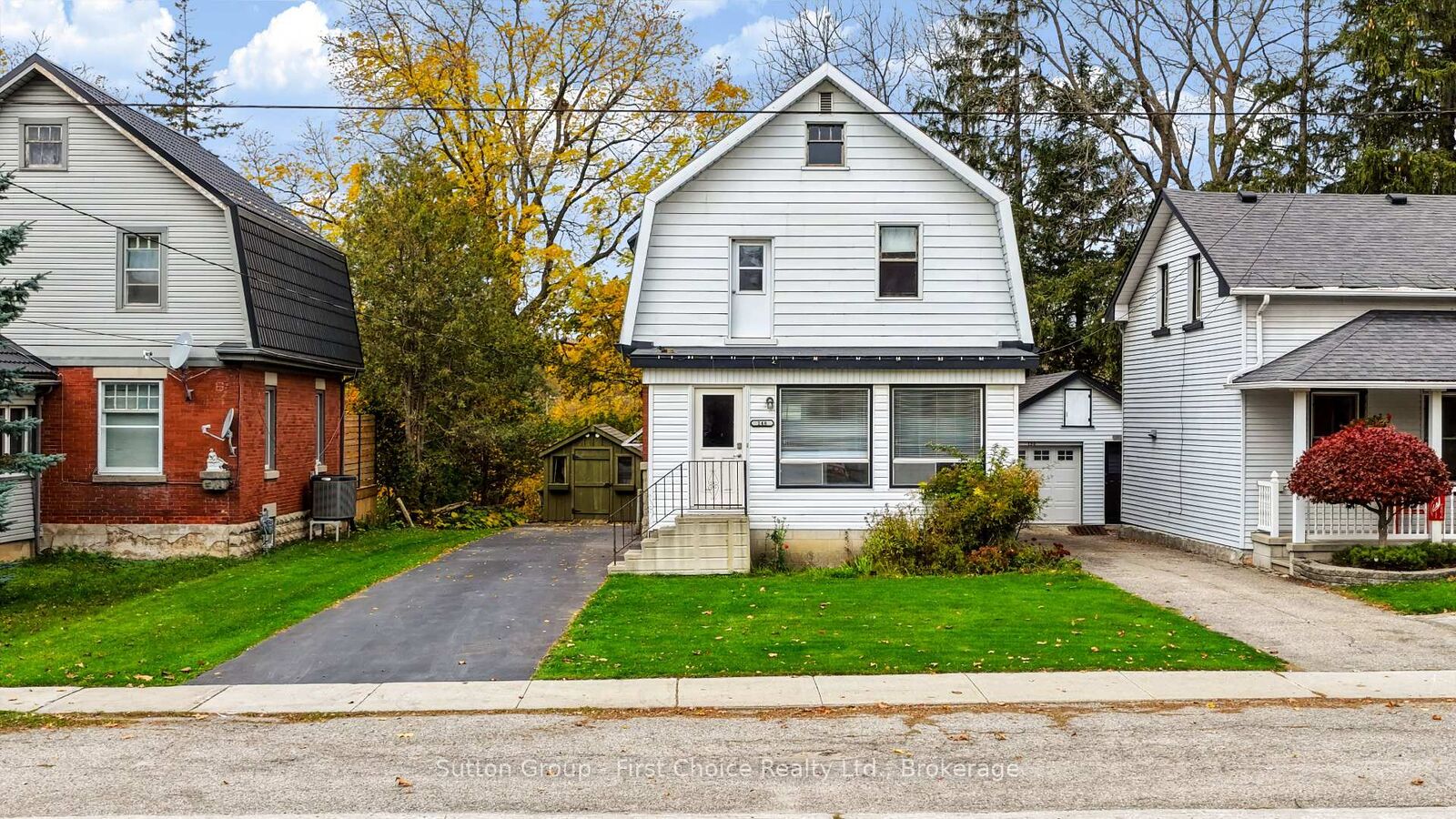 Property Photo:  148 St George Street  ON N0K 1N0 