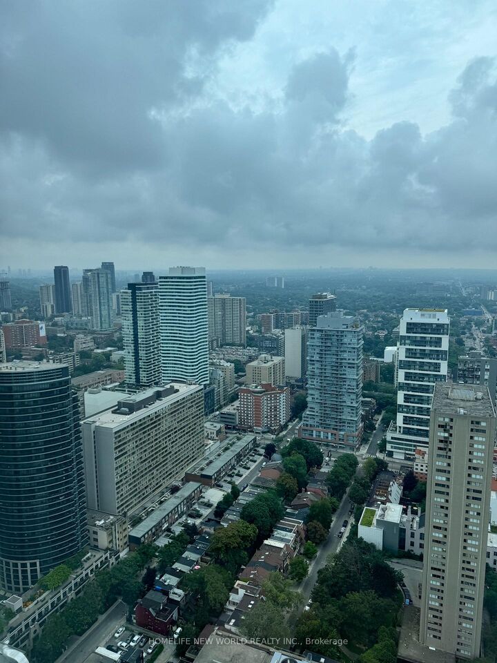 Property Photo:  386 Yonge Street 4506  ON M5B 0A5 
