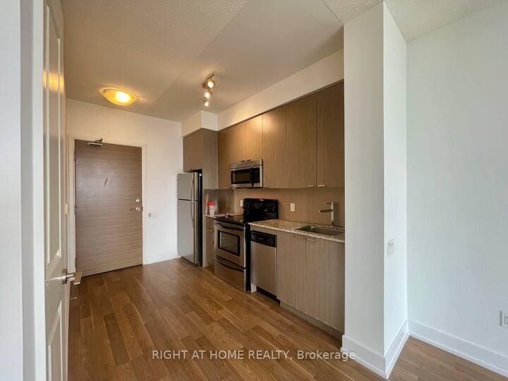 Property Photo:  23 Sheppard Avenue E 2608  ON M2N 0C8 