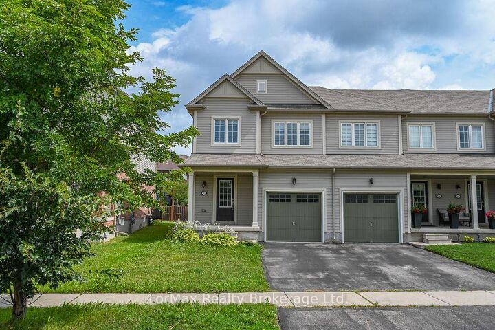 Property Photo:  113 English Lane  ON N3T 0N8 