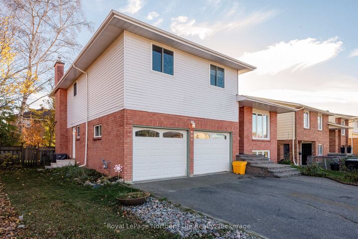 Property Photo: 481 Maplewood Avenue ON P1B 8Z3