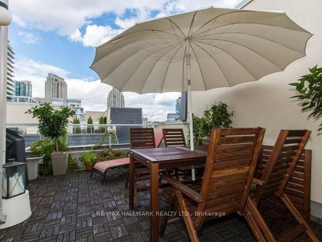 Property Photo:  36 Stadium Road #523  ON M5V 3P4 