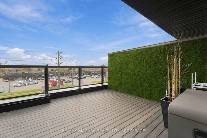 Property Photo:  6065 McLeod Road 310  ON L2G 0Z7 
