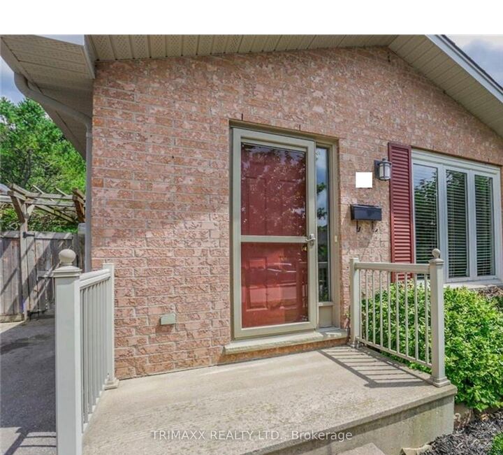 Property Photo:  54 Tanoak Drive  ON N6G 5A1 
