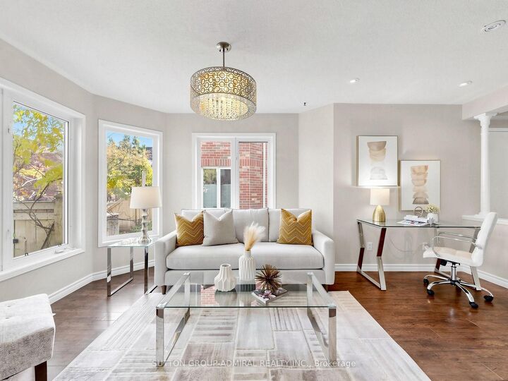 Property Photo:  18 Clark Avenue W 154  ON L4J 8H1 