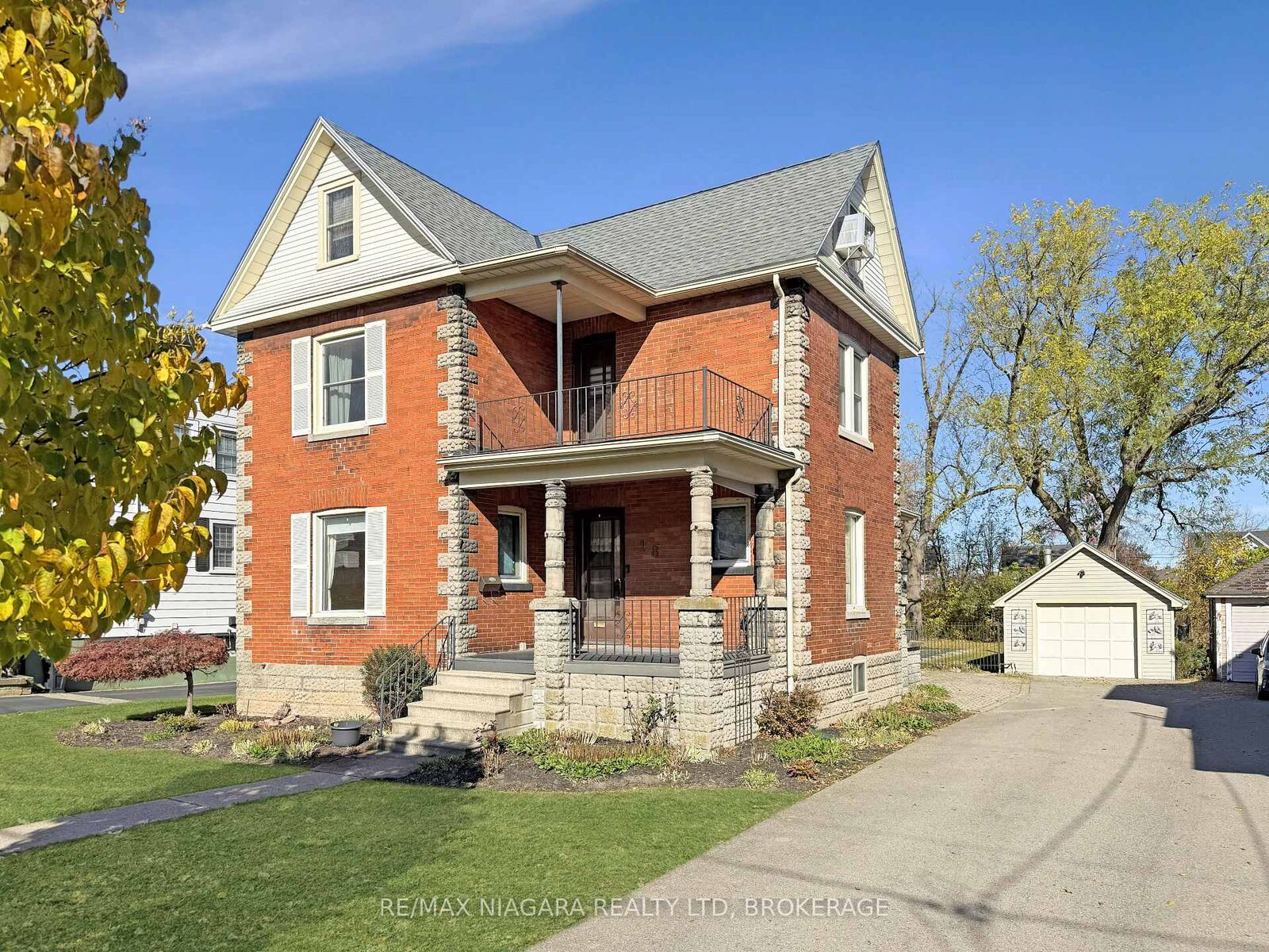 Property Photo:  18 Emerick Avenue  ON L2A 2W3 