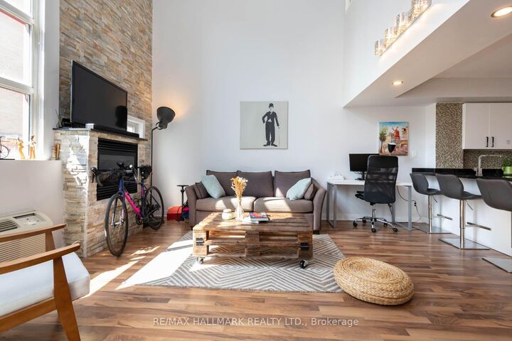 Property Photo:  21 Earl Street 314  ON M4Y 1M4 
