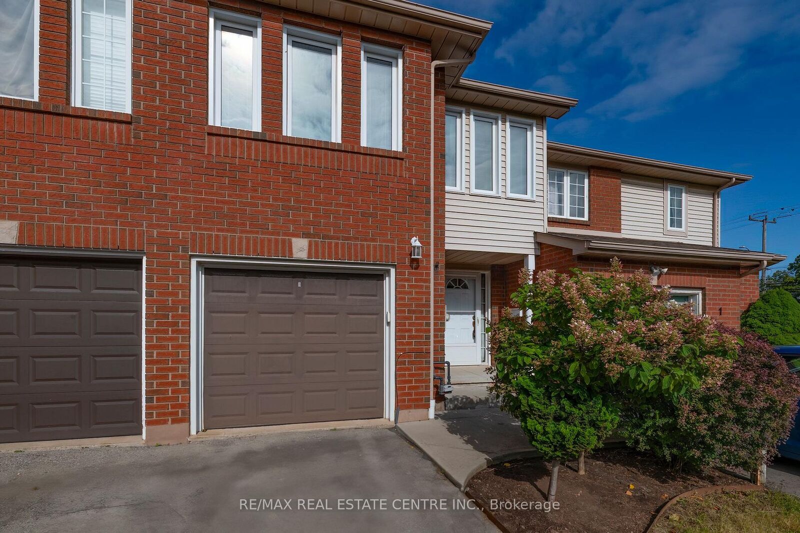 Property Photo:  2 Walker Court  ON L3M 5J5 