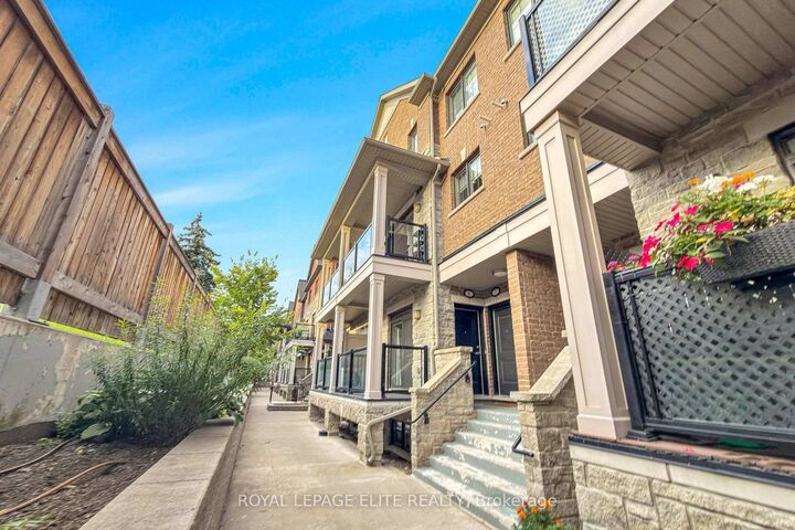 Property Photo:  198 Pine Grove Road 06  ON L4L 1X3 