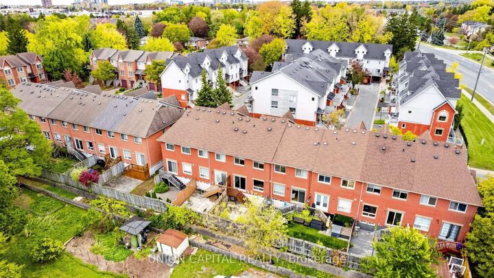 Property Photo:  1867 Kingston Road 5  ON L1V 6Z4 