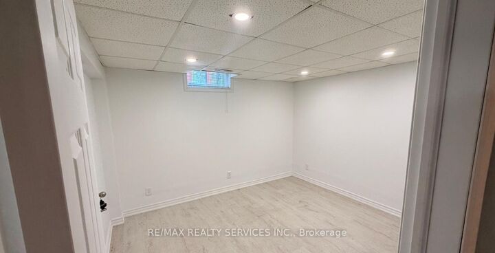 Property Photo:  36 Windward Crescent Basement  ON L6A 3G5 