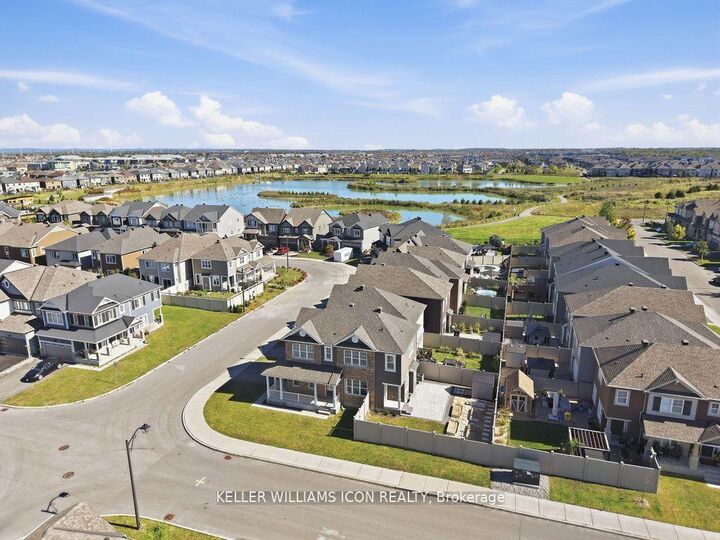 Property Photo: 170 Bartonia Circle ON K4A 1E3
