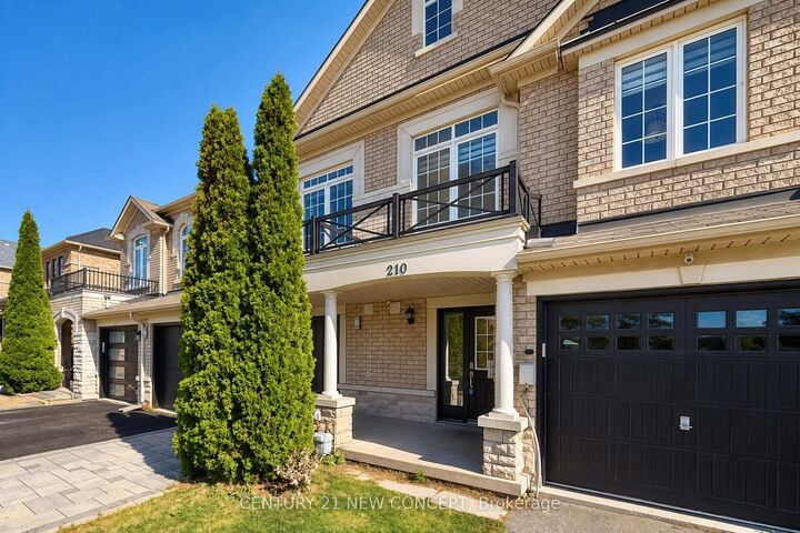 Property Photo:  210 Lauderdale Drive  ON L6A 0S4 