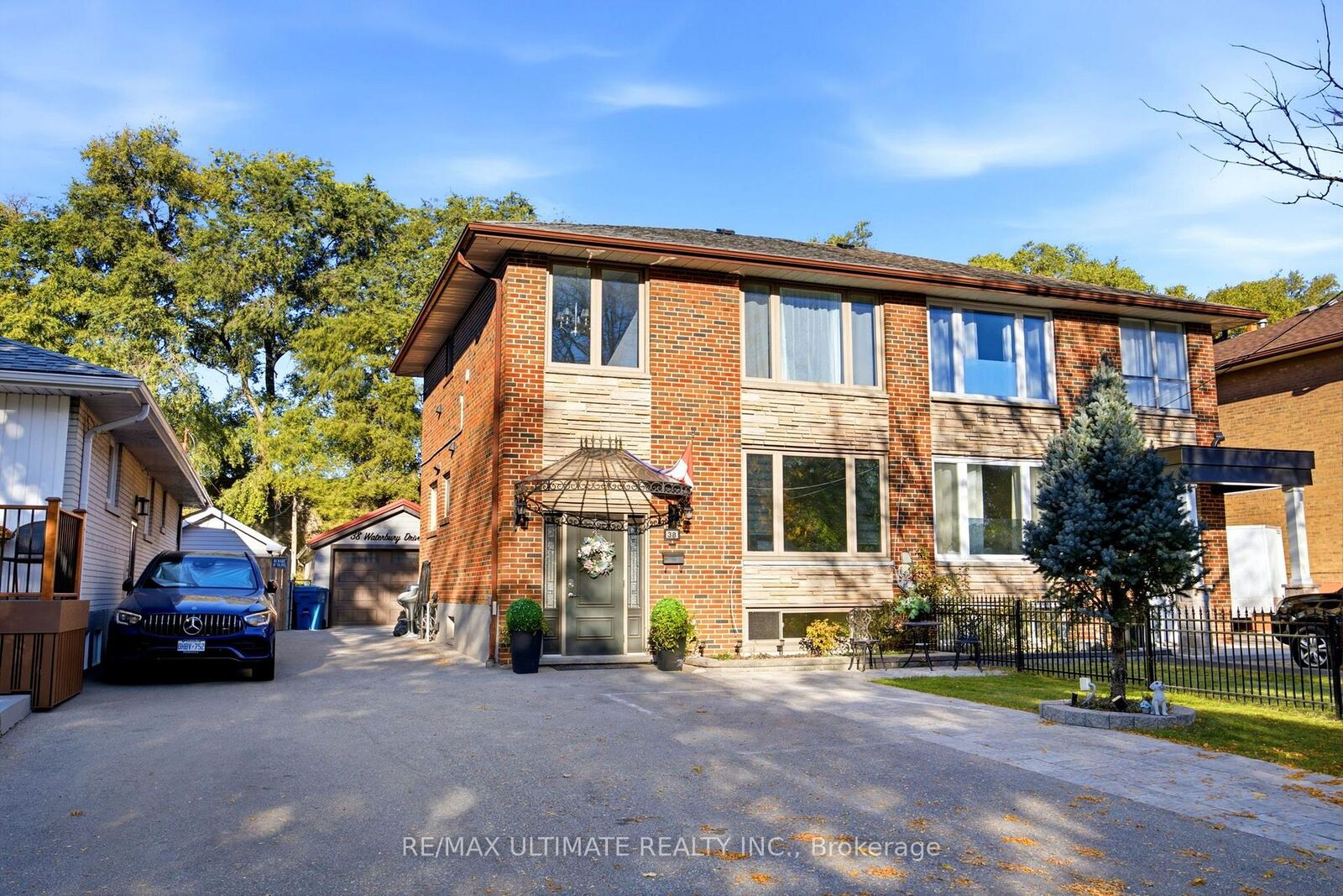 Property Photo:  38 Waterbury Drive Bsmt  ON M9R 3X6 