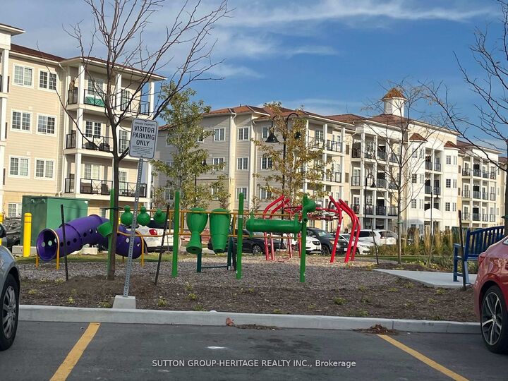 Property Photo:  70 Shipway Avenue W 301  ON L1B 0V7 