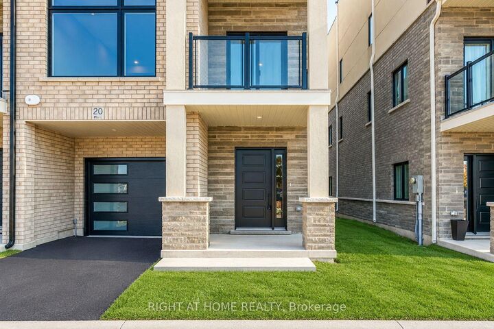 Property Photo:  292 Vine Street 20  ON L2M 0E1 