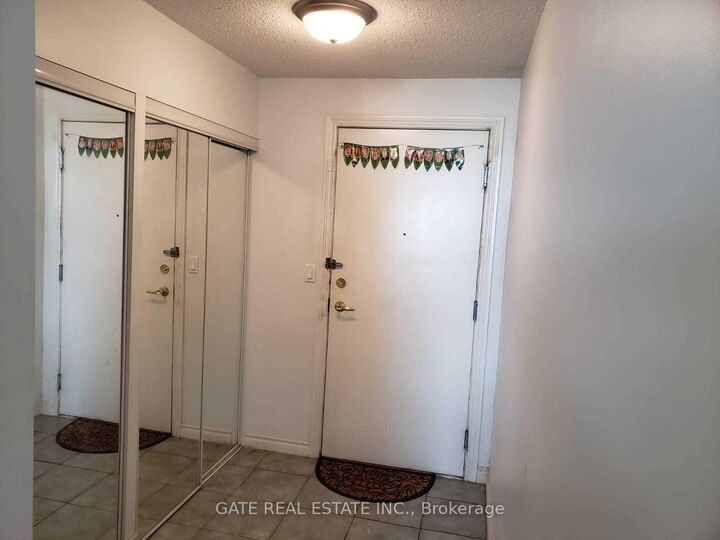 Property Photo:  123 Omni Drive 871  ON M1P 5A8 