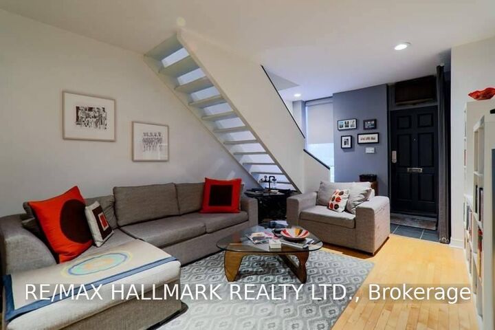Property Photo:  10 Verral Avenue  ON M4M 2R2 