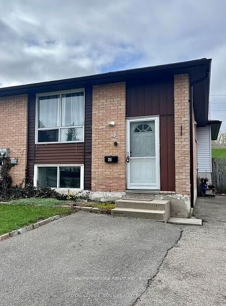 Property Photo:  43 Woodlawn Avenue Basement  ON N3V 1A6 