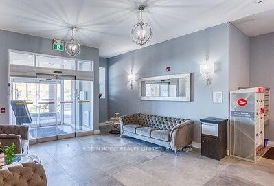 Property Photo:  175 Hunter Street E 105  ON K9H 1G9 