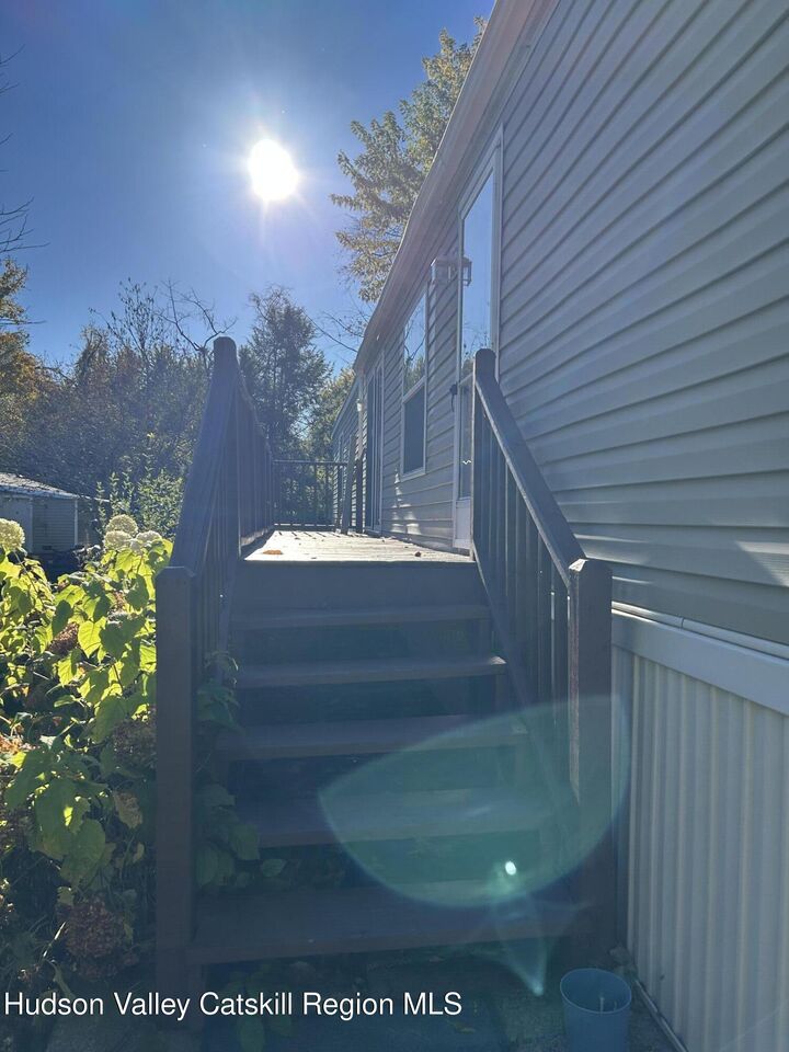 Property Photo: 5 Pine NY 12534