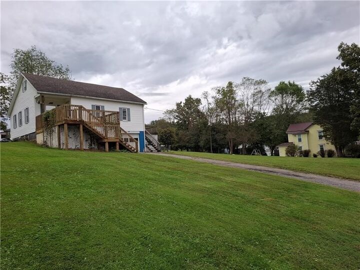 Property Photo: 107 Sawmill Rd PA 15370