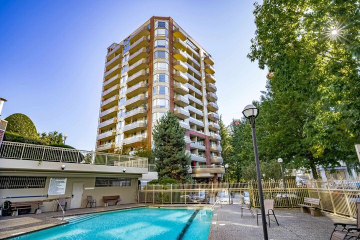 Photo de la propriété:  728 Farrow Street 403  BC V3J 3S6 