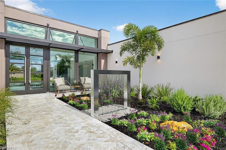 Property Photo:  2608 SW 20th Ave  FL 33914 