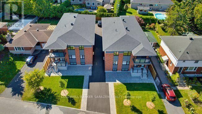 Property Photo:  872 Riddell Avenue North E  ON K2A 2V9 