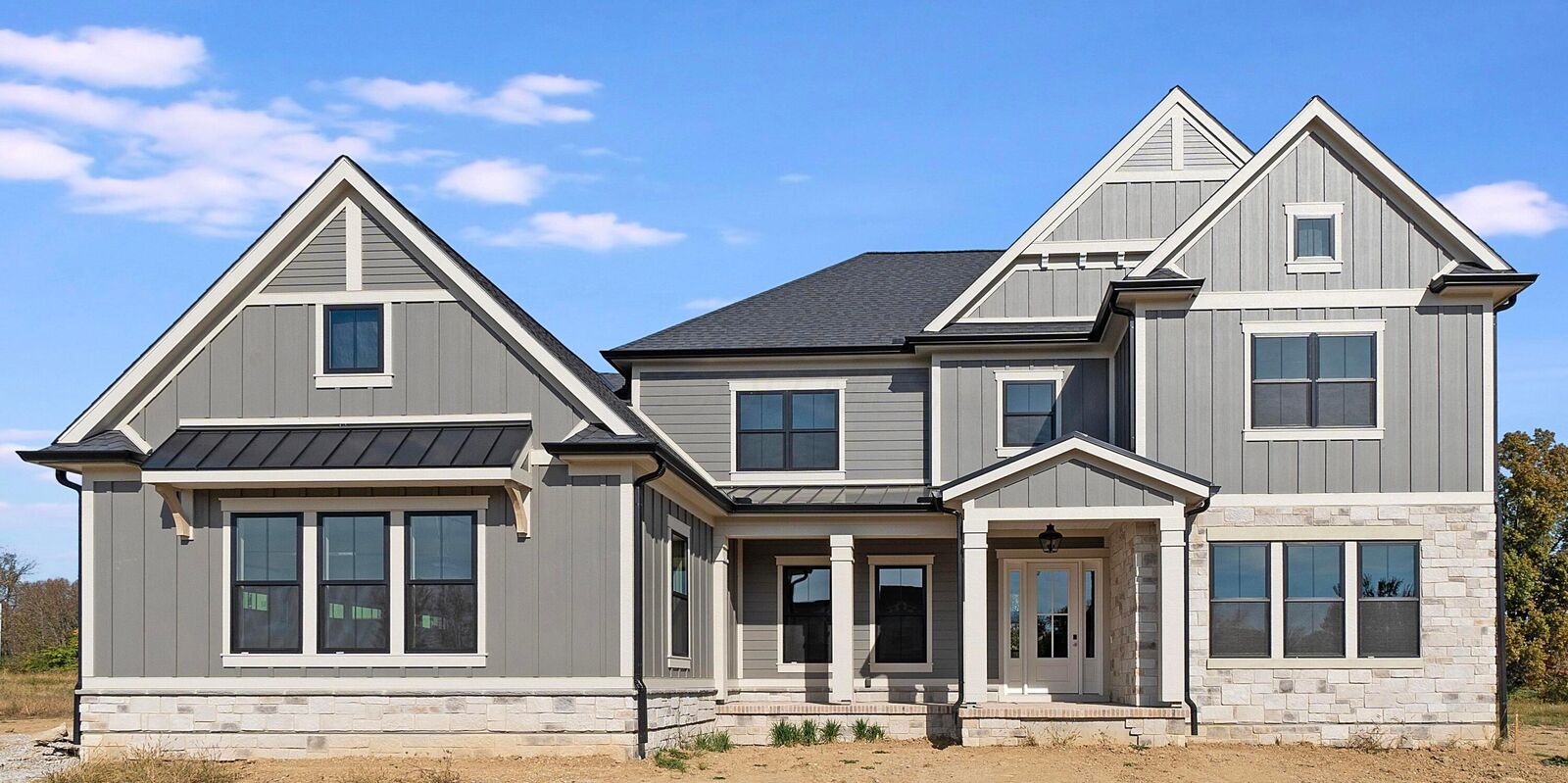 Property Photo:  2106 Liberty Trail  OH 43015 