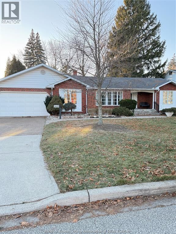 Property Photo:  2449 Alexandra Avenue  ON N9E 2J4 