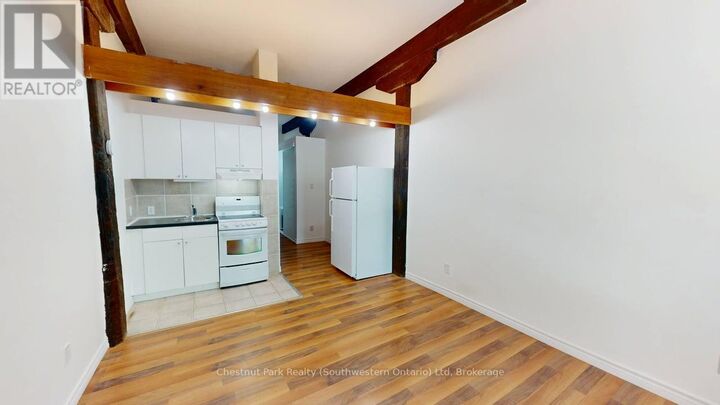 Property Photo: 97 Farquhar Street 104 ON N1H 3N4