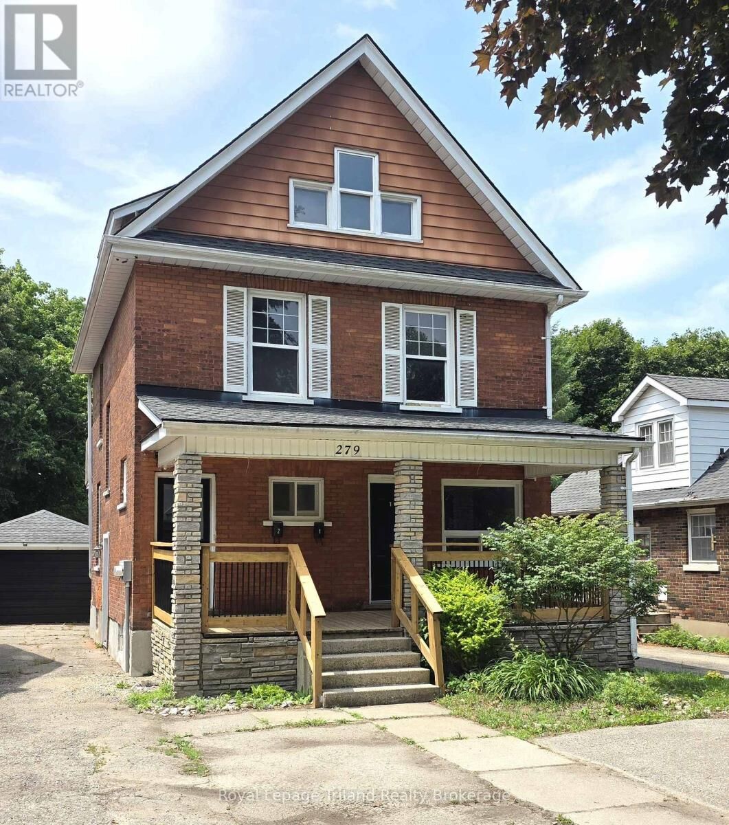 Property Photo: 279 Vansittart Avenue ON N4S 6G4