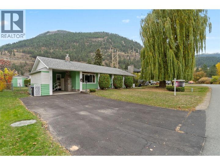 Property Photo: 225 Lakeshore Drive BC V0E 1M0