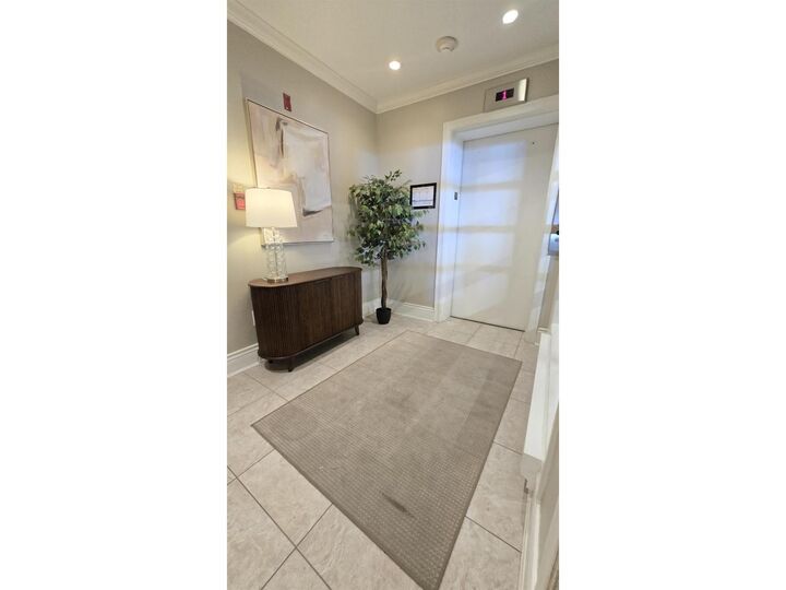 Property Photo: 15025 Victoria Avenue 401 BC V4B 1G2