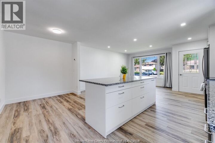 Property Photo:  6 Marlene Crescent  ON N8H 4J7 