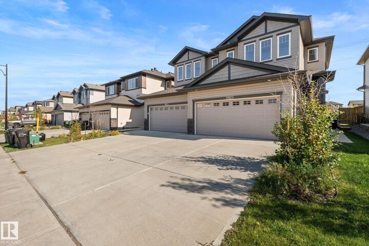 Property Photo:  8825 Carson Way SW  AB T6W 5B8 