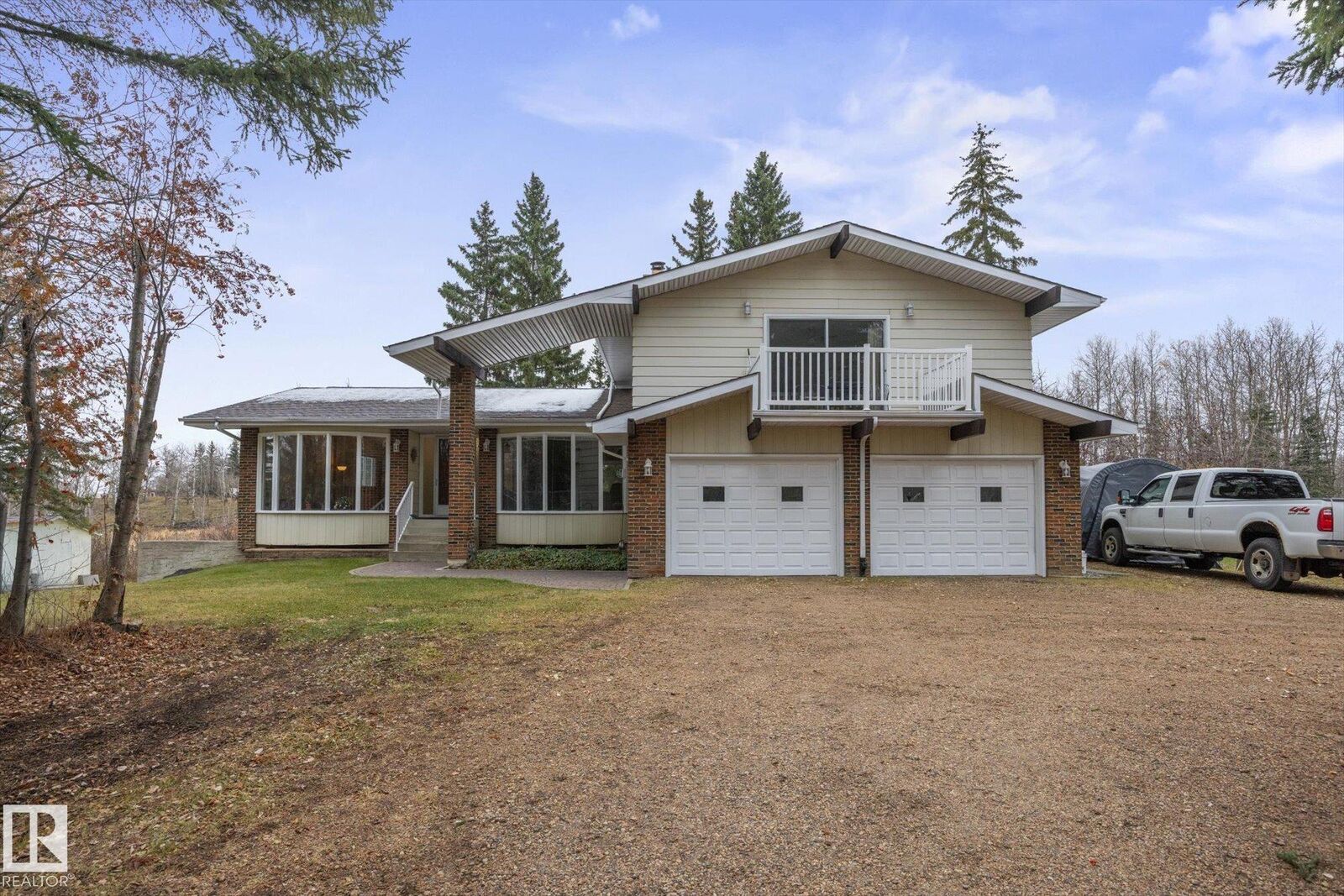 Property Photo:  52409 Rge Road 223 85  AB T8A 4T4 