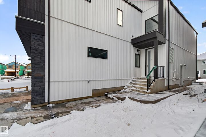 Property Photo:  13127 187 Avenue NW  AB T6V 0N3 