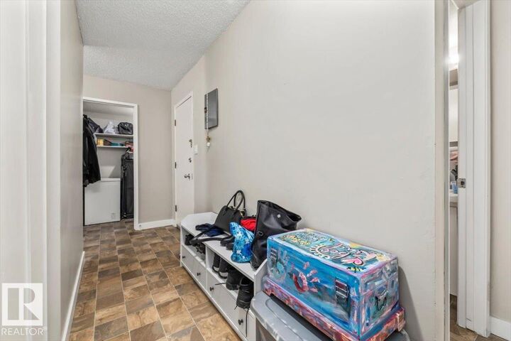 Property Photo:  10330 113 Street NW 202  AB T5K 1P6 