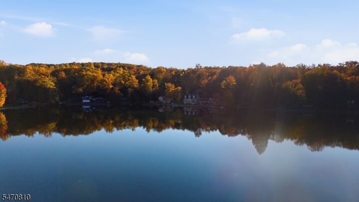 Property Photo:  6 Birch Rd  NJ 07461 